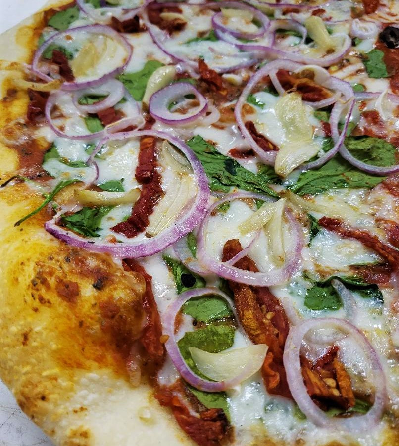 VEGAN DOLLY'S LAMA Pizza